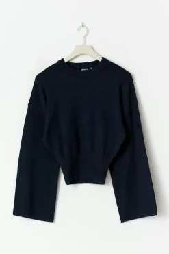 Wide sleeve knitted top