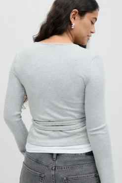 Wrap top