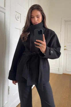 Y felt jacket