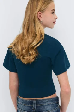 Y fitted tee