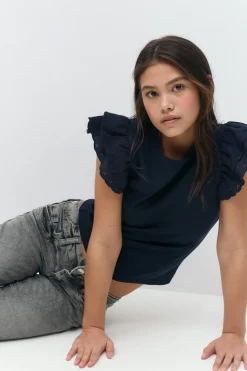 Y frill top