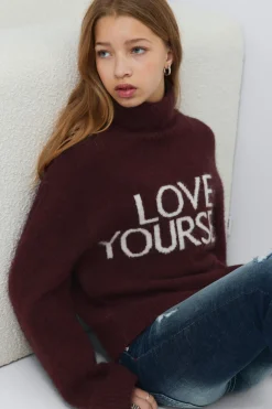Y knitted turtleneck sweater