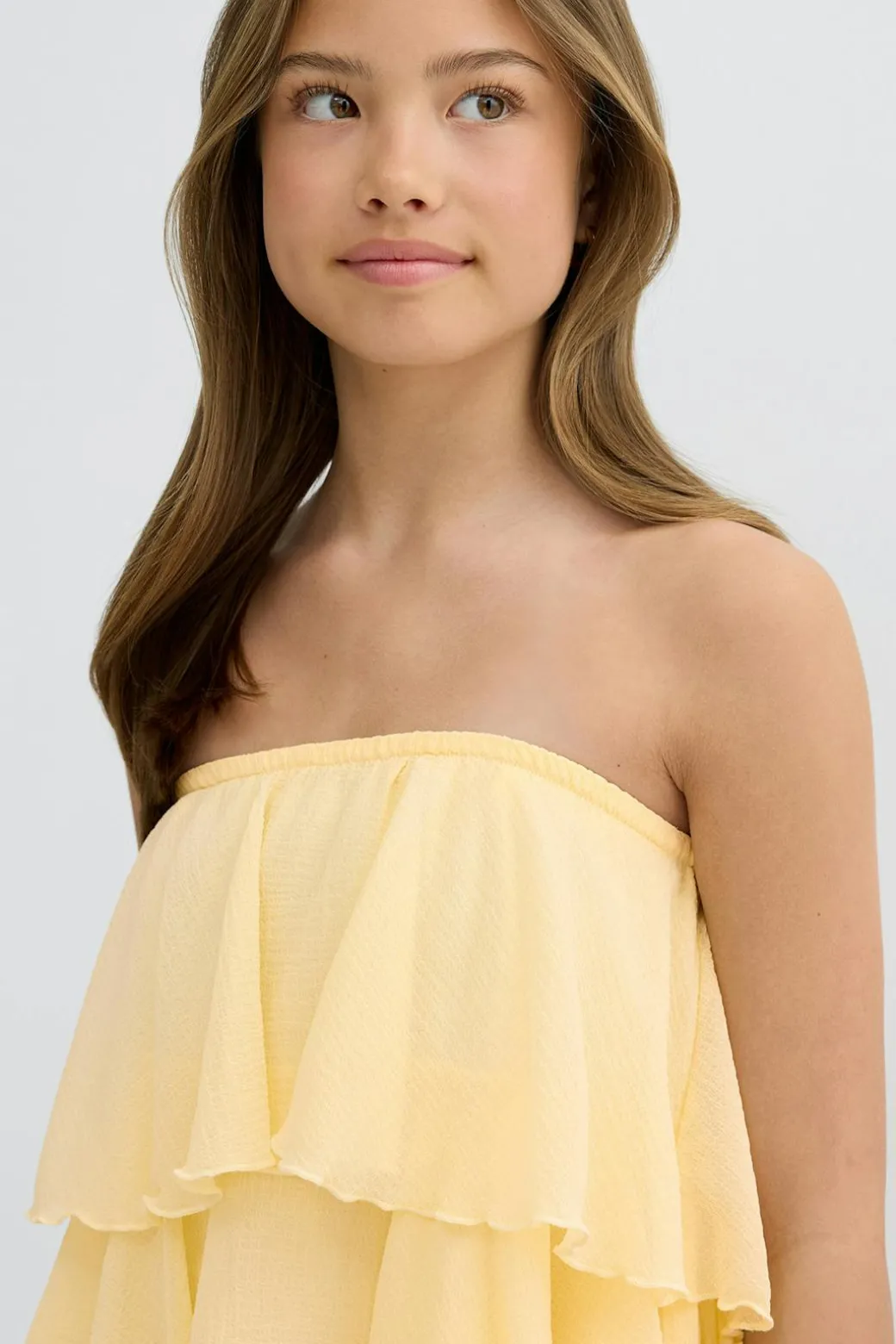 Y strap frill top